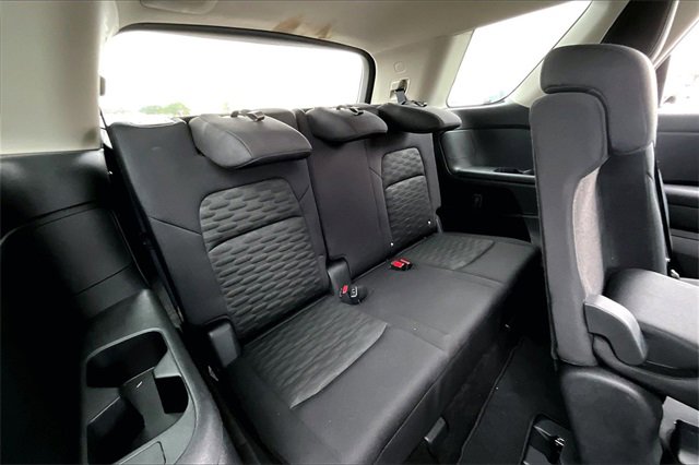 Certified 2025 Nissan Pathfinder SV image 34