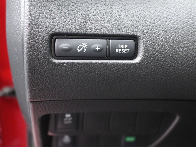 Used 2018 Nissan Rogue Sport SL image 20