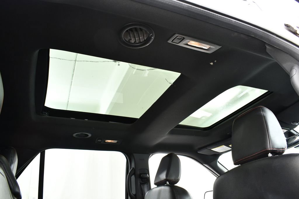 Used 2018 Ford Explorer Sport AWD/4WD image 18