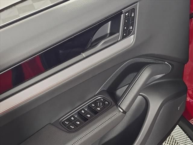 Certified 2026 Porsche Cayenne Coupe AWD/4WD image 16