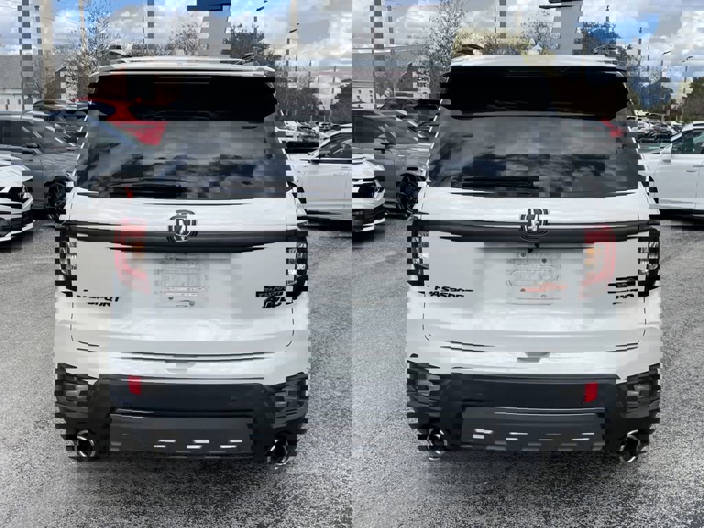 Used 2023 Honda Passport TrailSport image 5