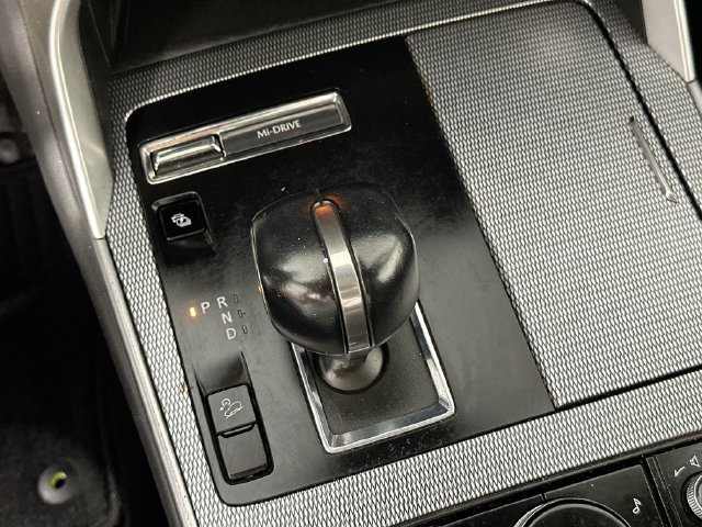 Used 2024 MAZDA CX-90 Plug-In Hybrid w/ Preferred AWD/4WD image 15