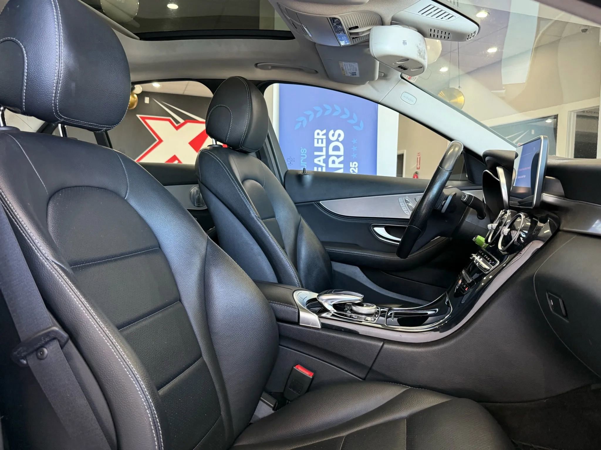 Used 2015 Mercedes-Benz C 300 4MATIC Sedan image 18