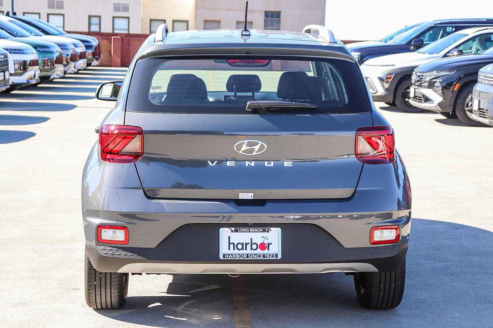 New 2026 Hyundai Venue SEL FWD image 7