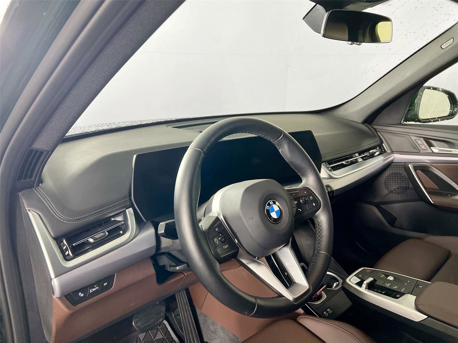 Certified 2025 BMW X1 xDrive28i w/ Convenience Package AWD/4WD image 10