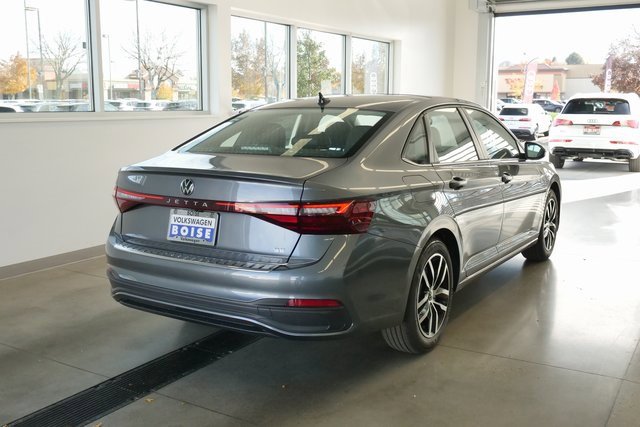 New 2026 Volkswagen Jetta SE image 6