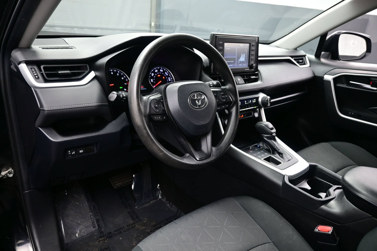 Used 2020 Toyota RAV4 XLE AWD/4WD image 13