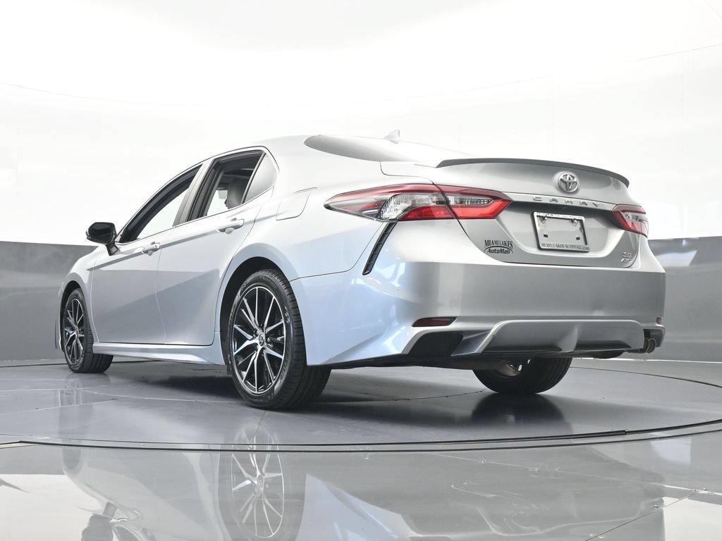 Used 2021 Toyota Camry SE w/ Cold Weather Package AWD/4WD image 55