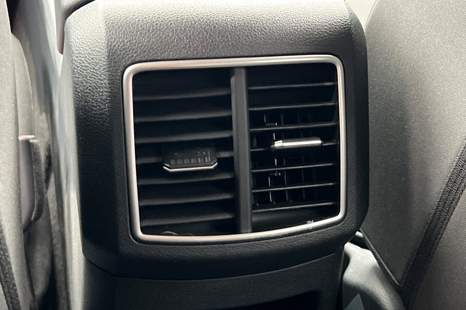 Certified 2025 Kia Sportage LX image 14