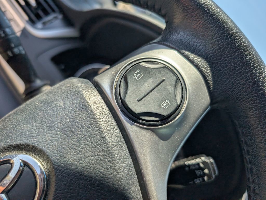 Used 2013 Toyota Camry SE image 13