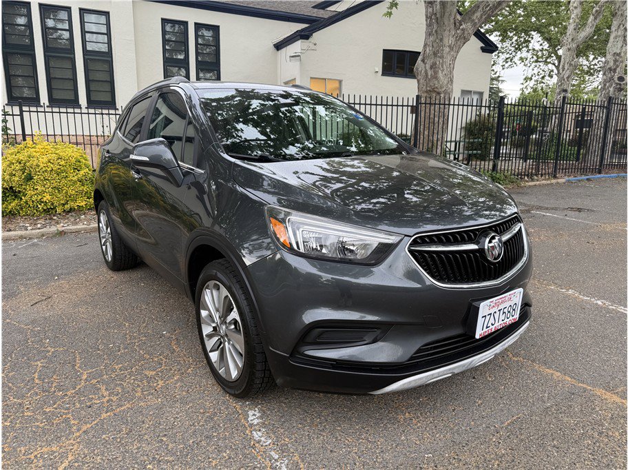 Used 2017 Buick Encore Preferred image 1
