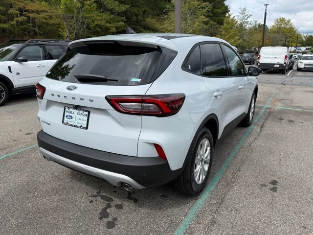 New 2026 Ford Escape Active image 18