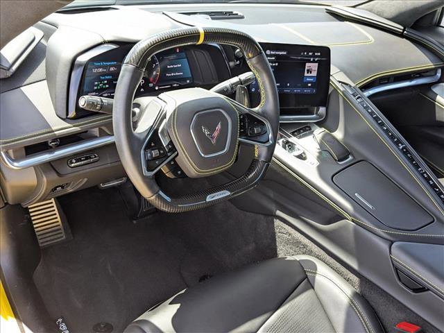 Used 2025 Chevrolet Corvette Z06 w/ Z07 Performance Package RWD image 17