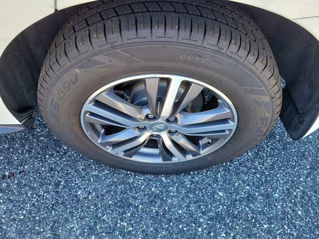 Used 2019 INFINITI QX60 Luxe w/ Essential Package image 6