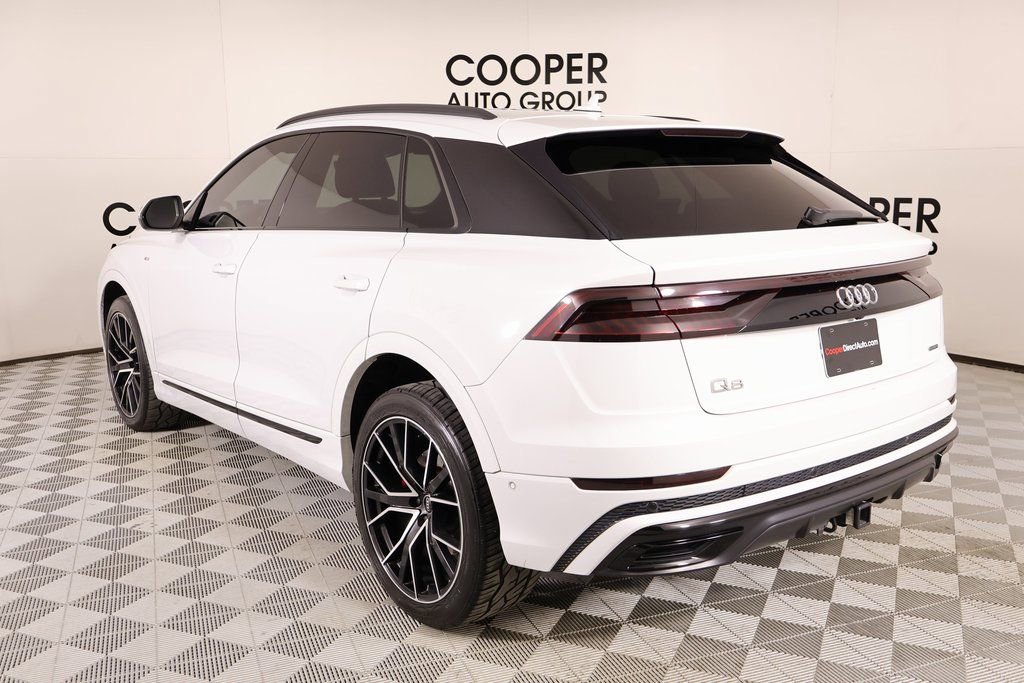 Used 2021 Audi Q8 Prestige w/ Prestige Package image 23