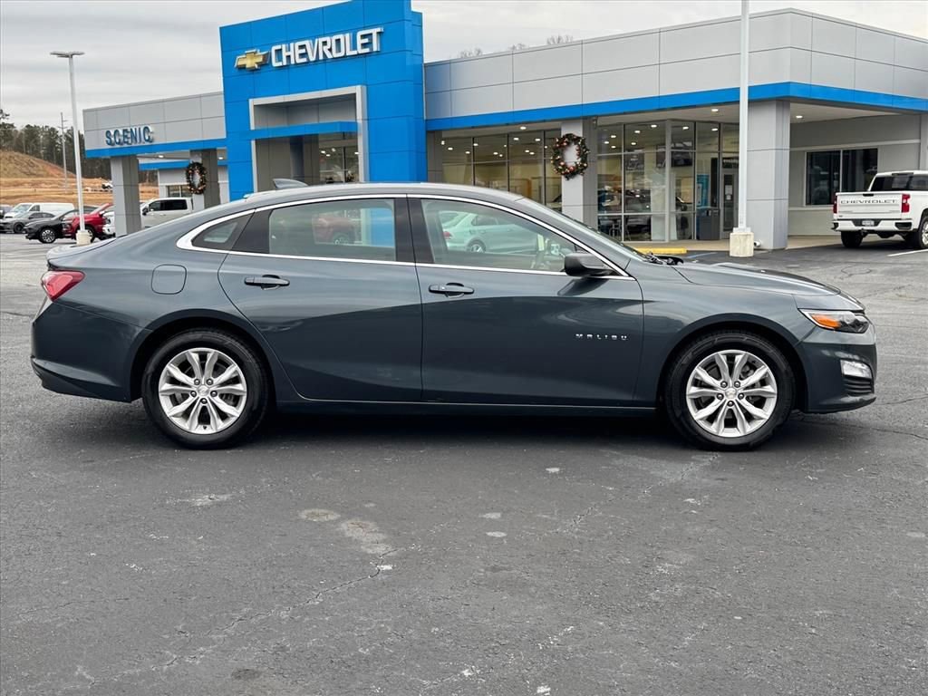 Used 2019 Chevrolet Malibu LT w/ Driver Confidence Package FWD image 2
