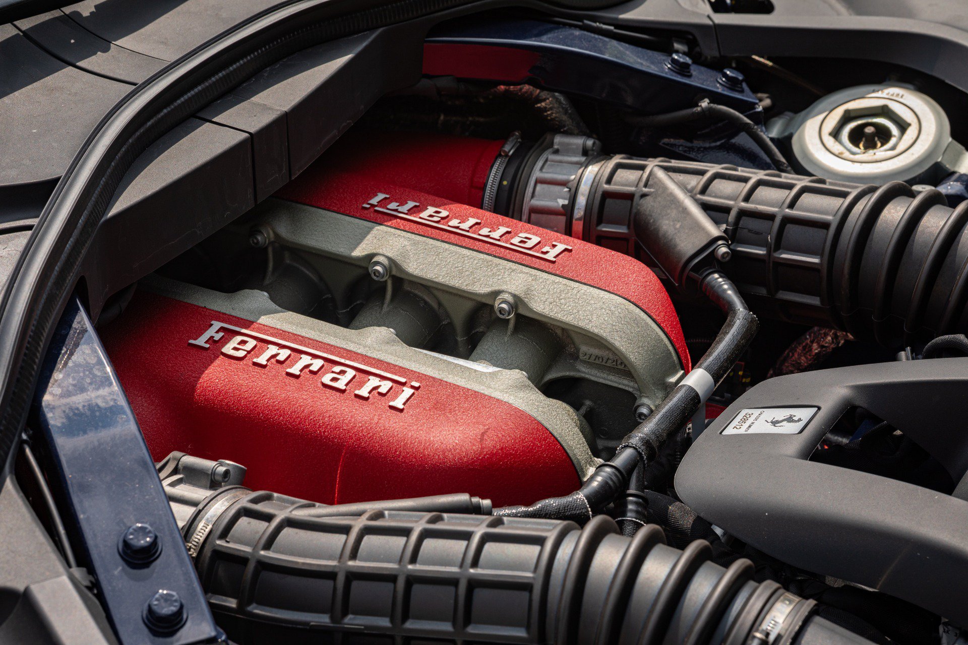 Used 2026 Ferrari Purosangue AWD/4WD image 24