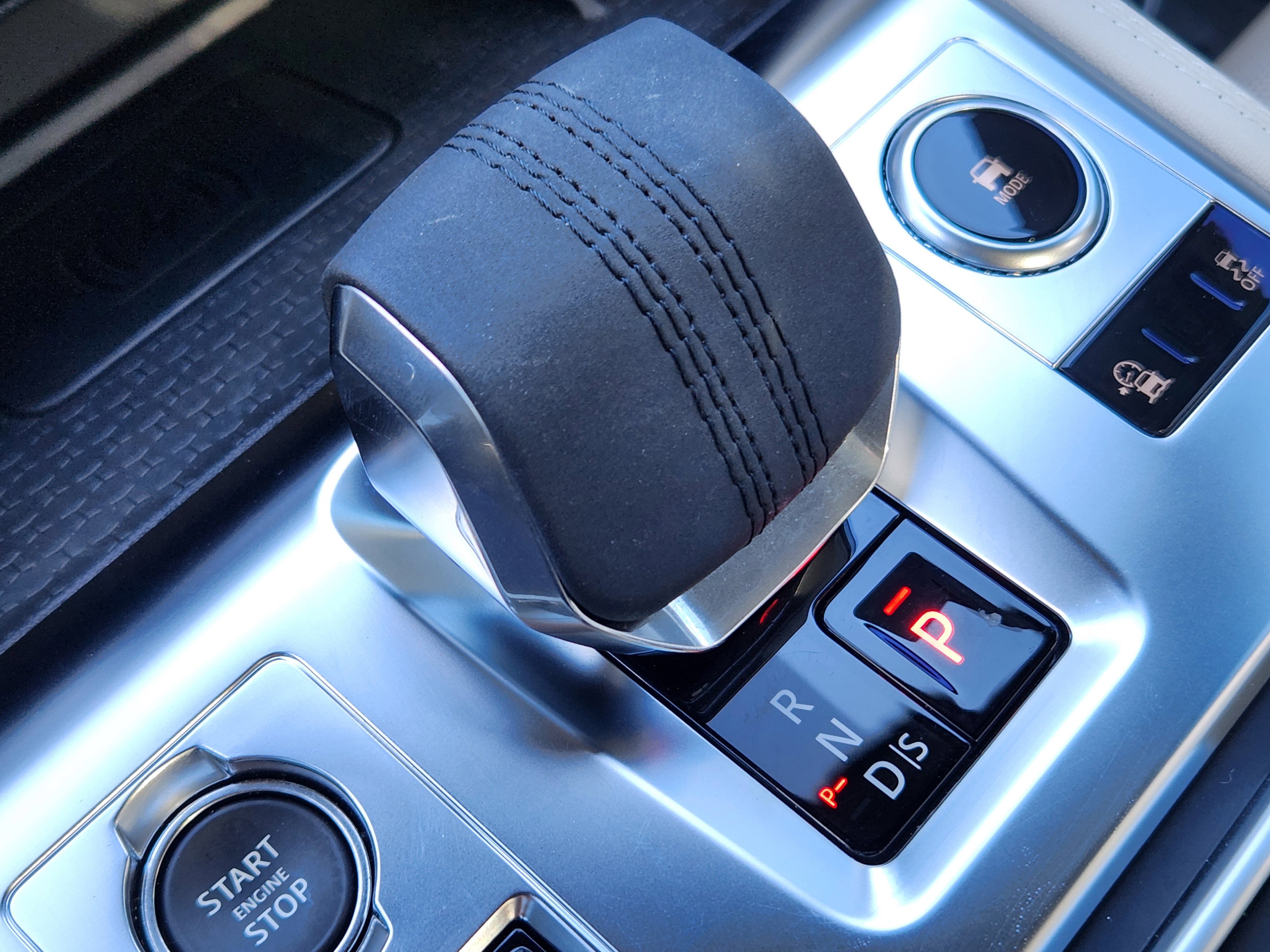 Used 2026 Jaguar F-PACE R-Dynamic S image 11