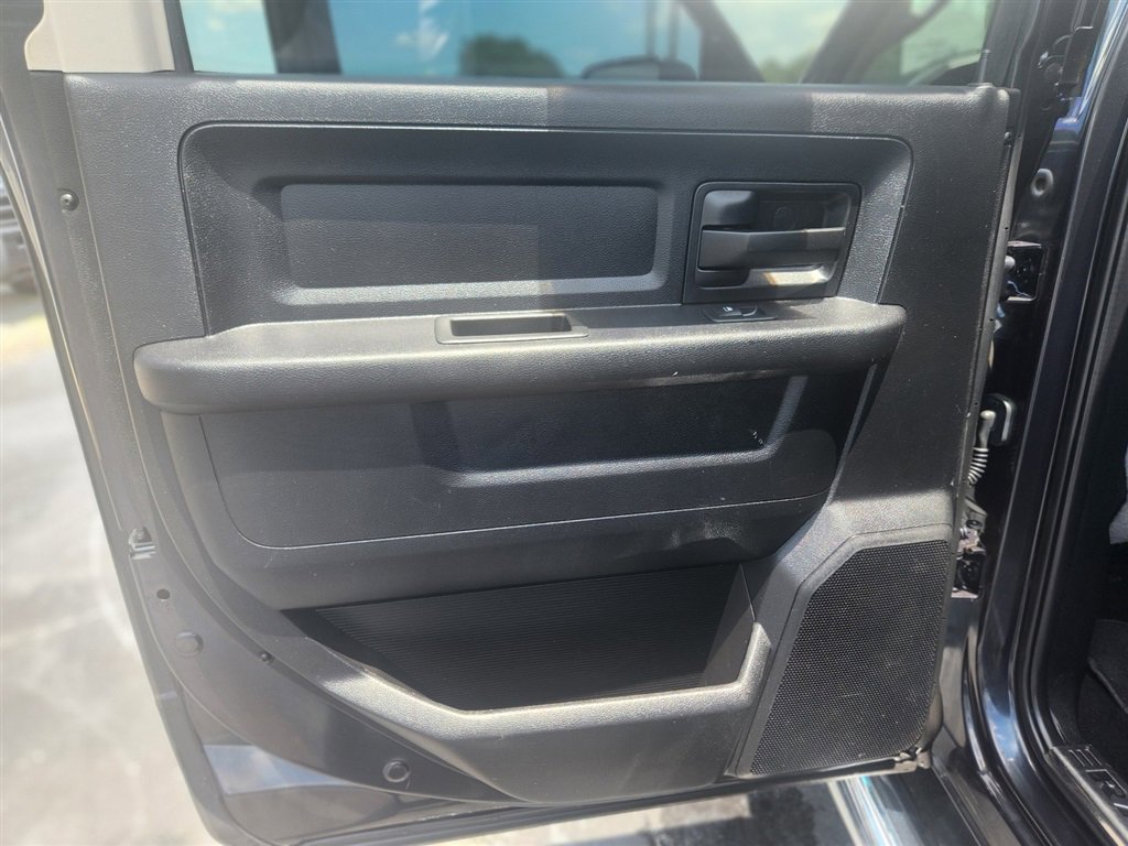 Used 2018 RAM 1500 Express image 13
