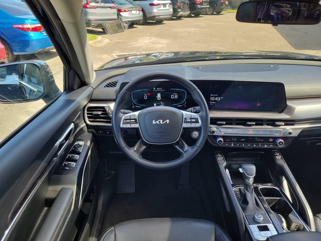 Used 2025 Kia Telluride S FWD image 12