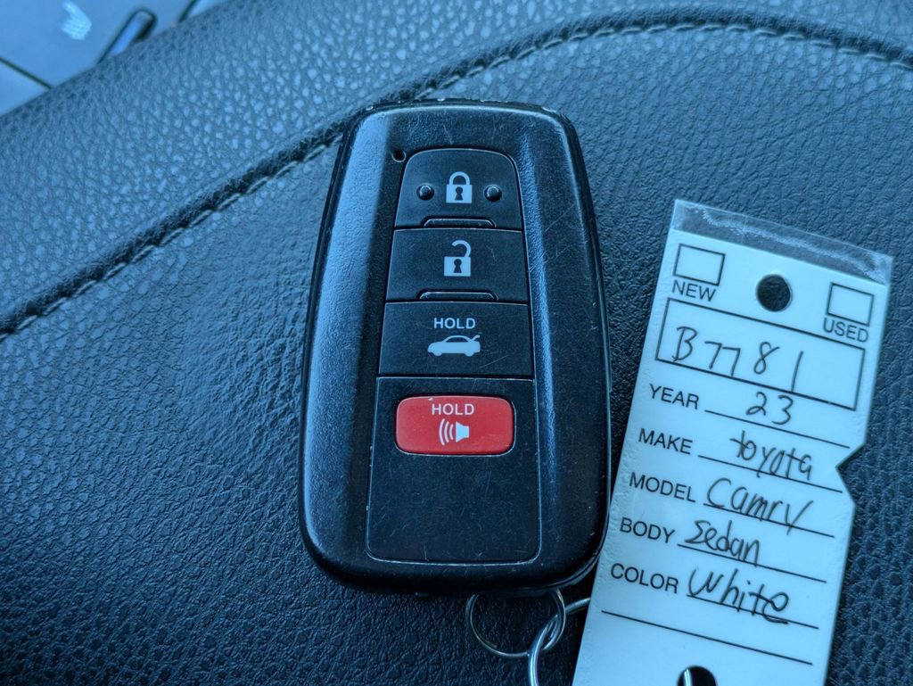 Used 2023 Toyota Camry XSE image 32