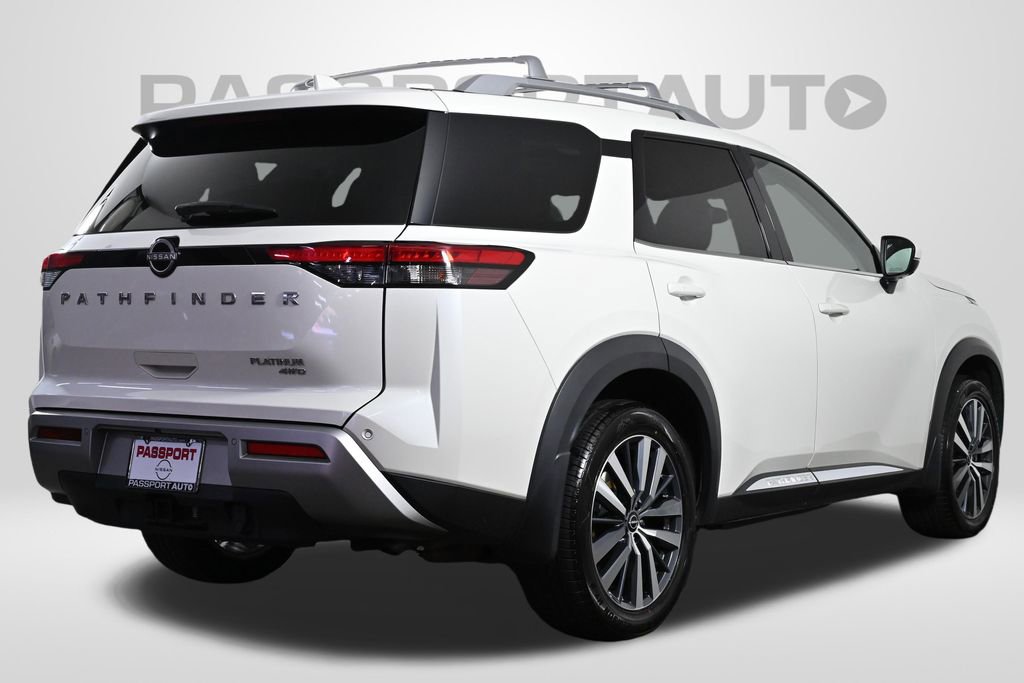 Used 2022 Nissan Pathfinder Platinum w/ Cargo Package image 10