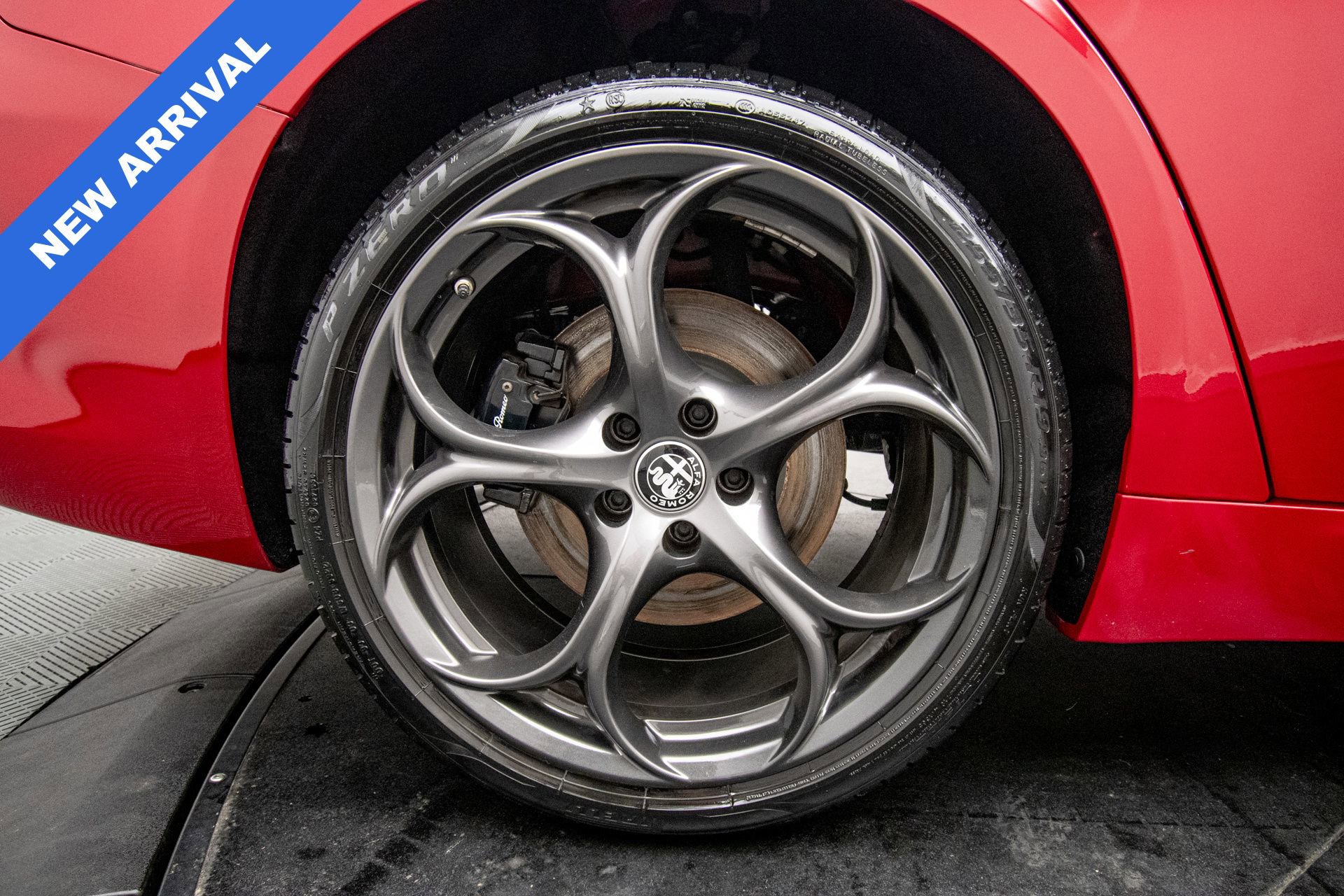 Used 2023 Alfa Romeo Giulia Estrema image 51