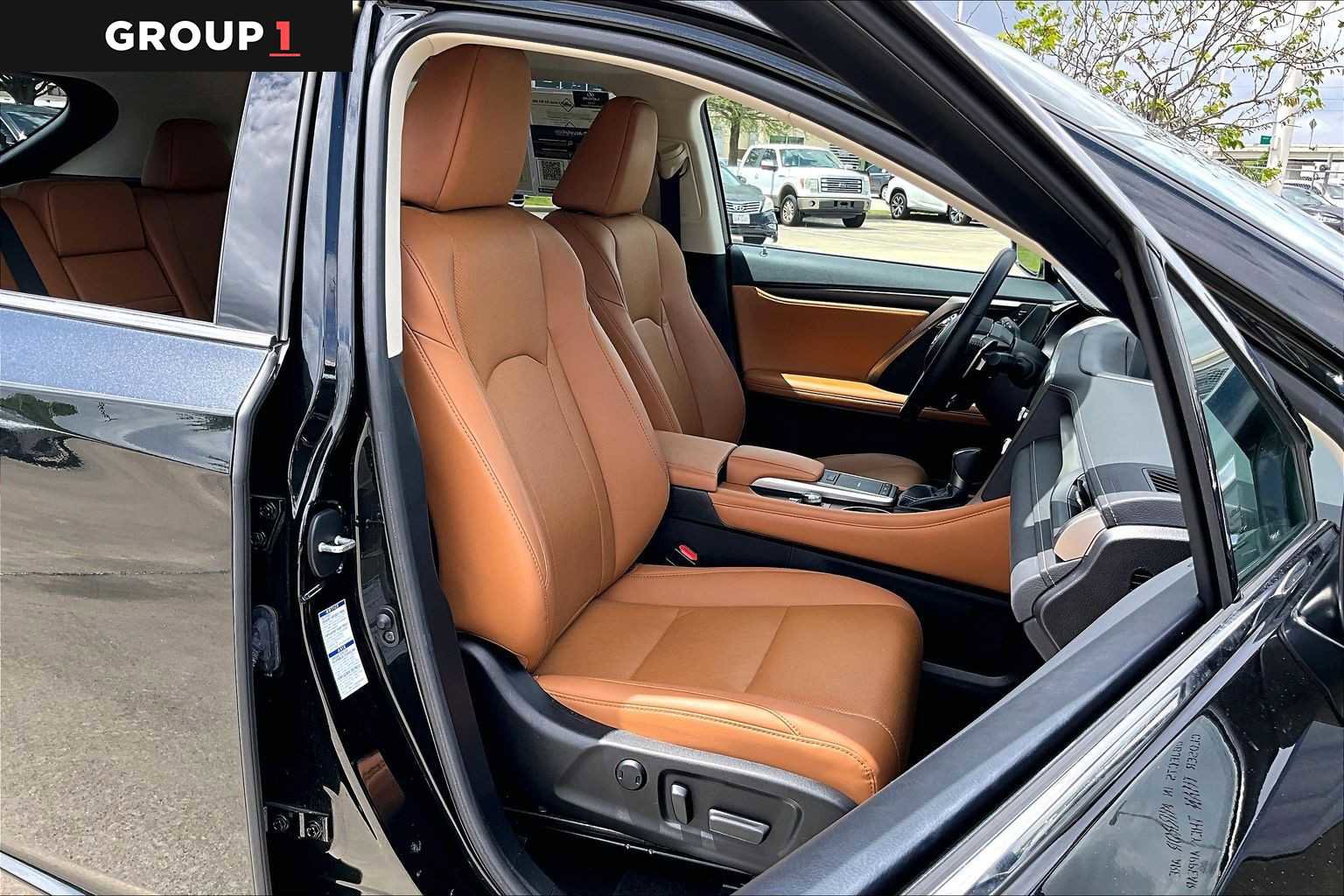 Certified 2022 Lexus RX 350 AWD w/ Premium Package image 8