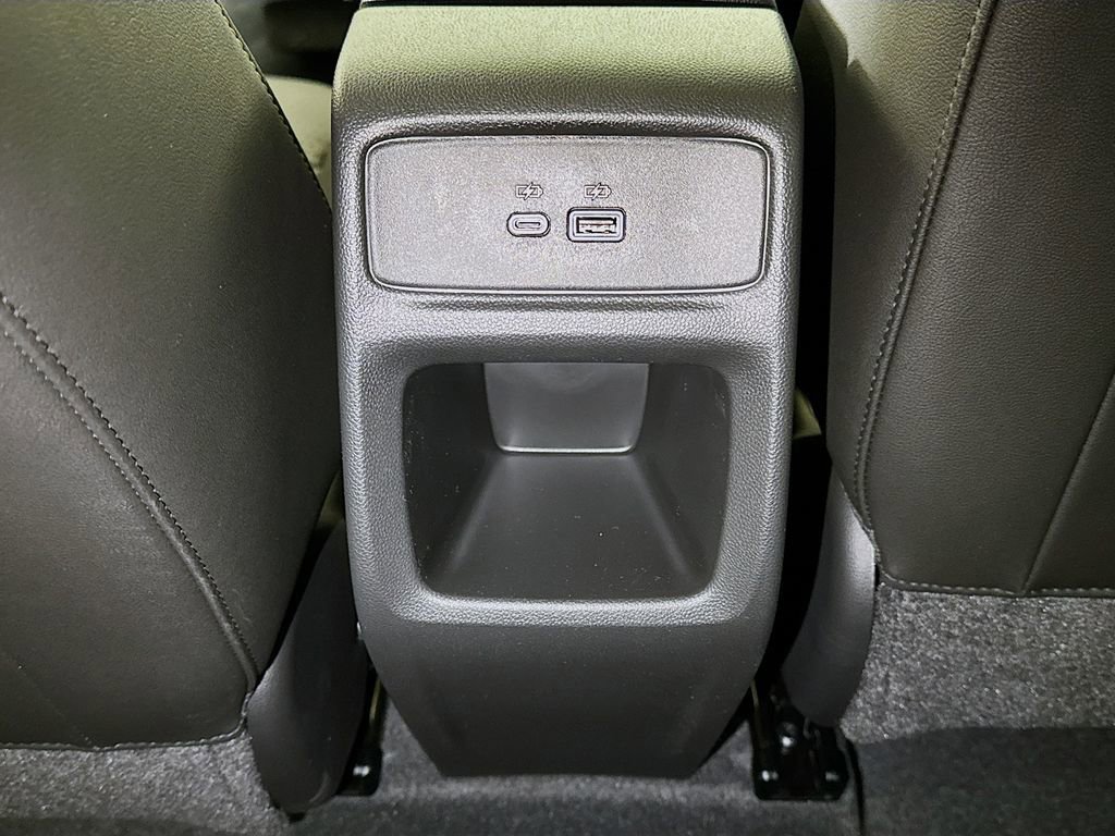 New 2026 Chevrolet Trax LT w/ Sunroof Package FWD image 14