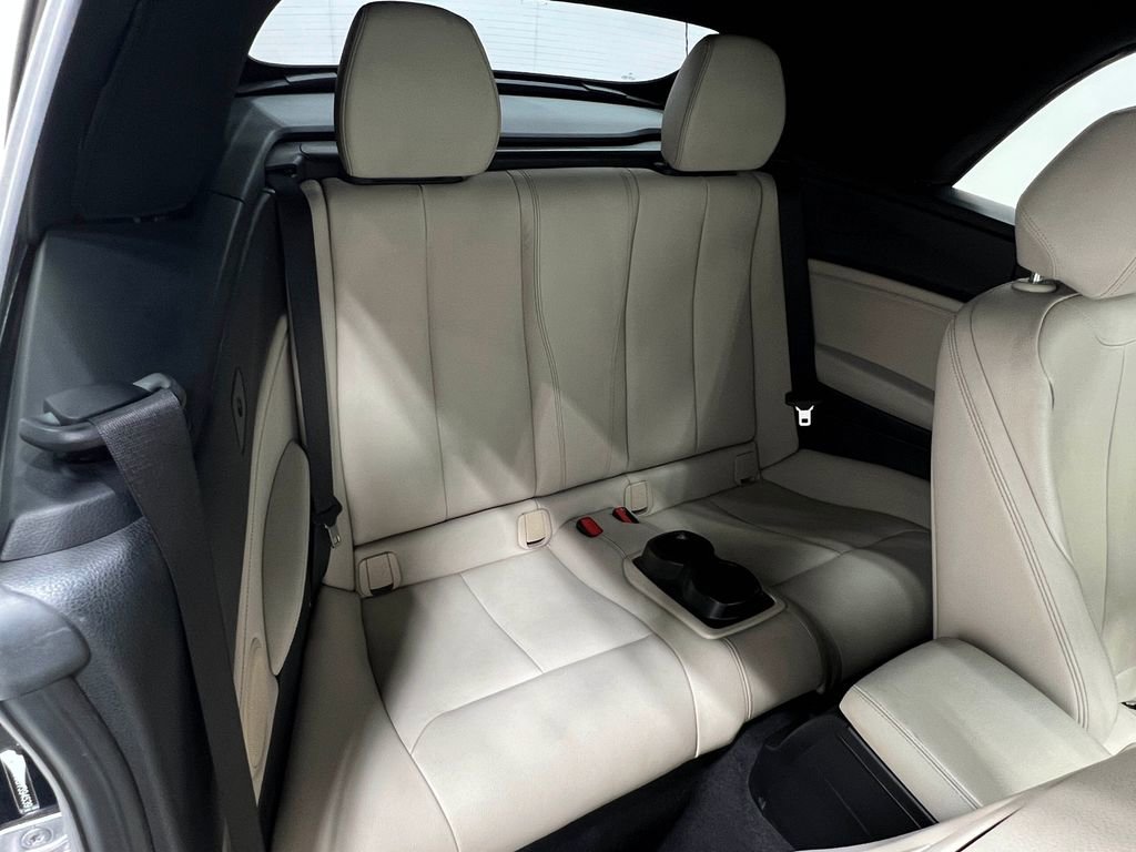 Used 2016 BMW M235i Convertible RWD image 31