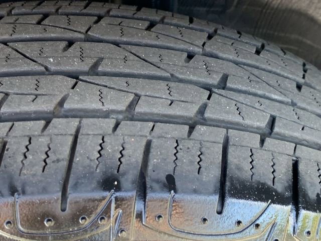 Used 2025 Toyota RAV4 XLE AWD/4WD image 34