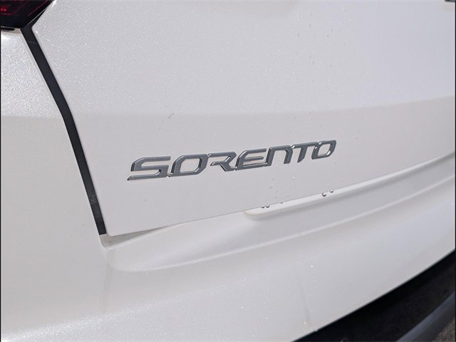 Certified 2023 Kia Sorento EX w/ Panoramic Sunroof Package image 18