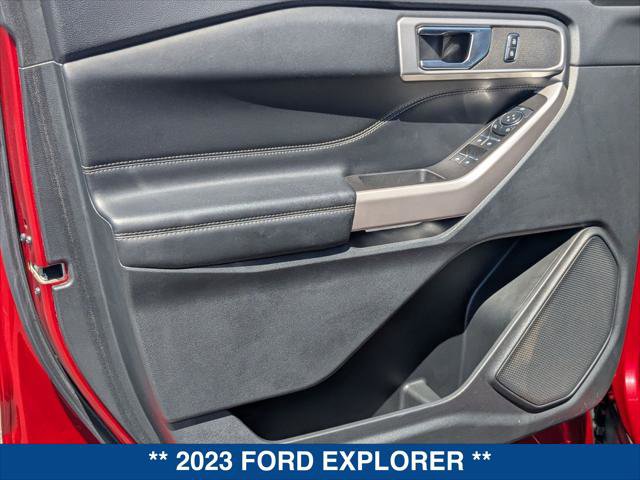 Certified 2023 Ford Explorer XLT w/ Equipment Group 202A image 10