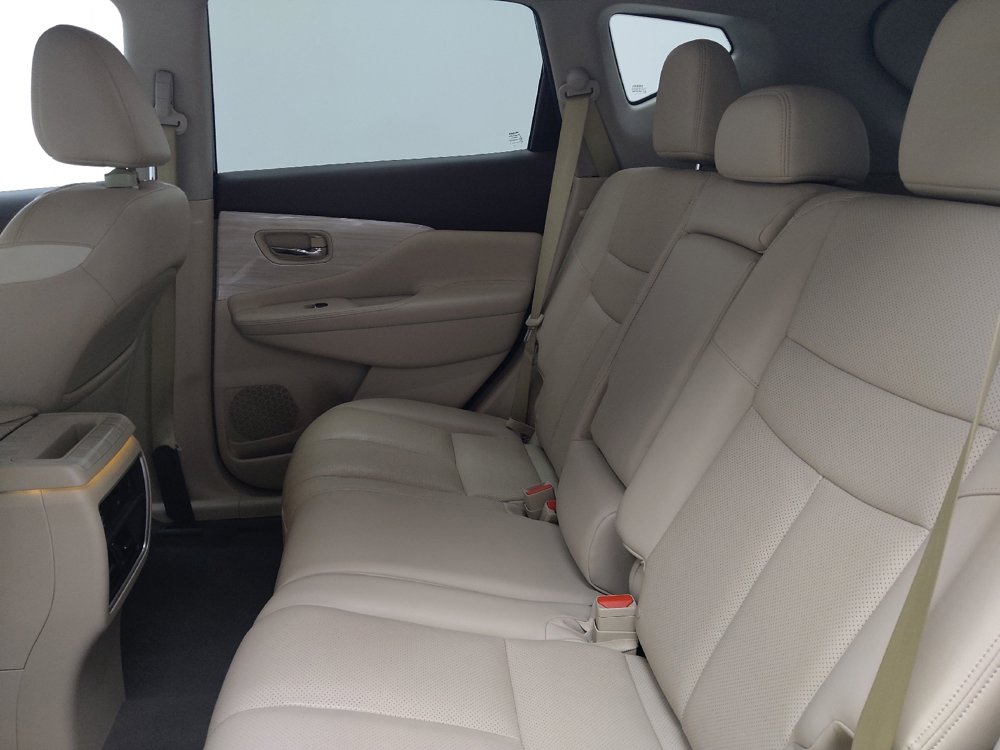 Used 2016 Nissan Murano Platinum w/ Platinum Technology Package FWD image 18