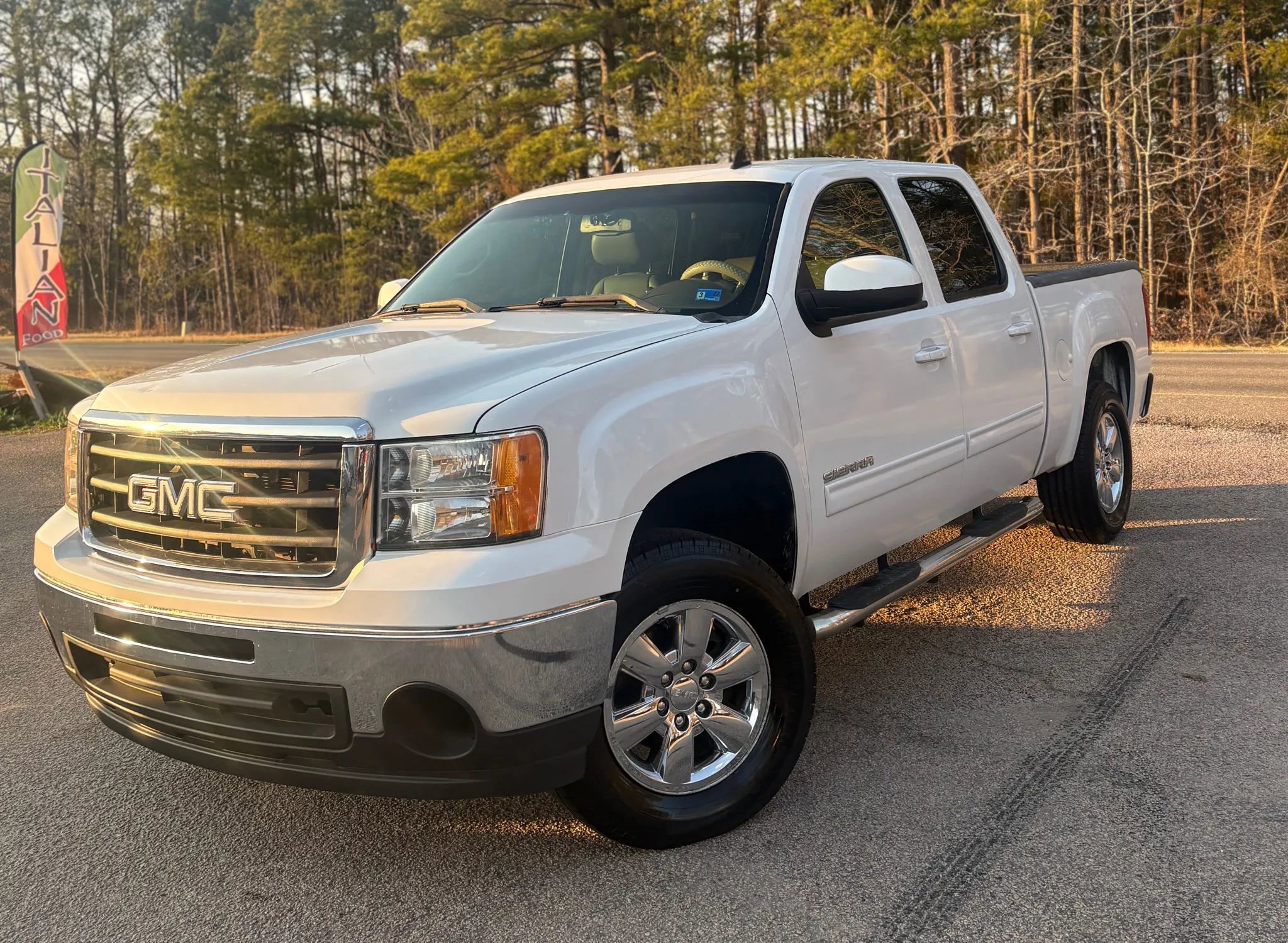 Used 2012 GMC Sierra 1500 SLT w/ SLT Convenience Package image 2
