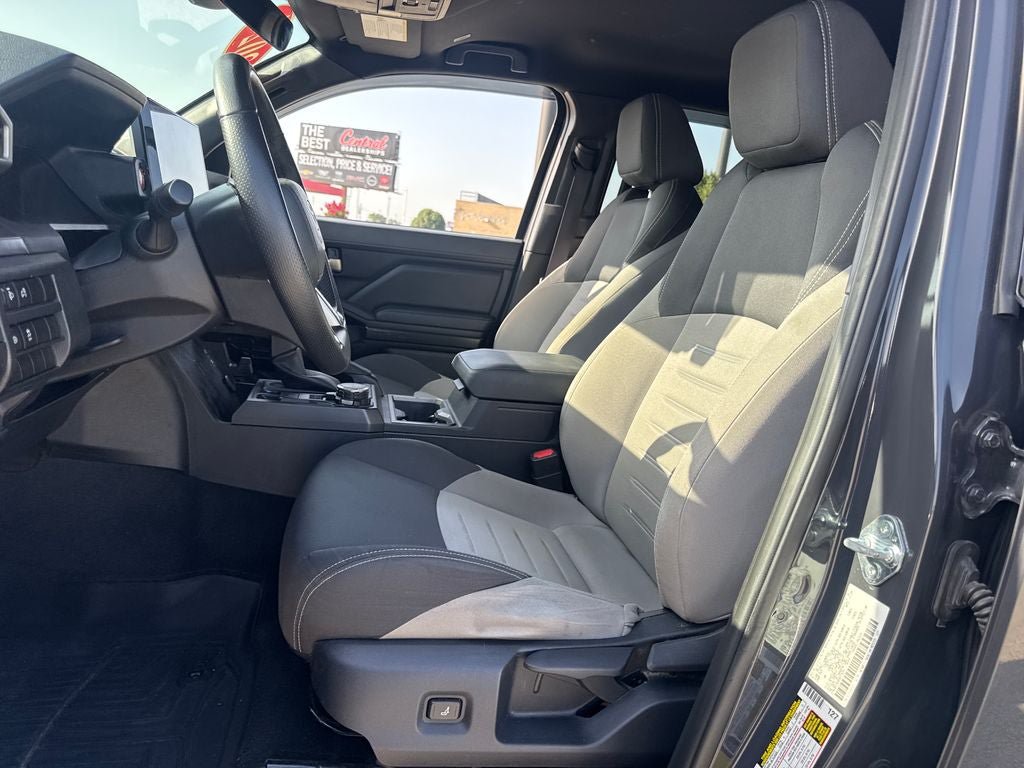 Used 2024 Toyota Tacoma TRD Sport AWD/4WD image 15