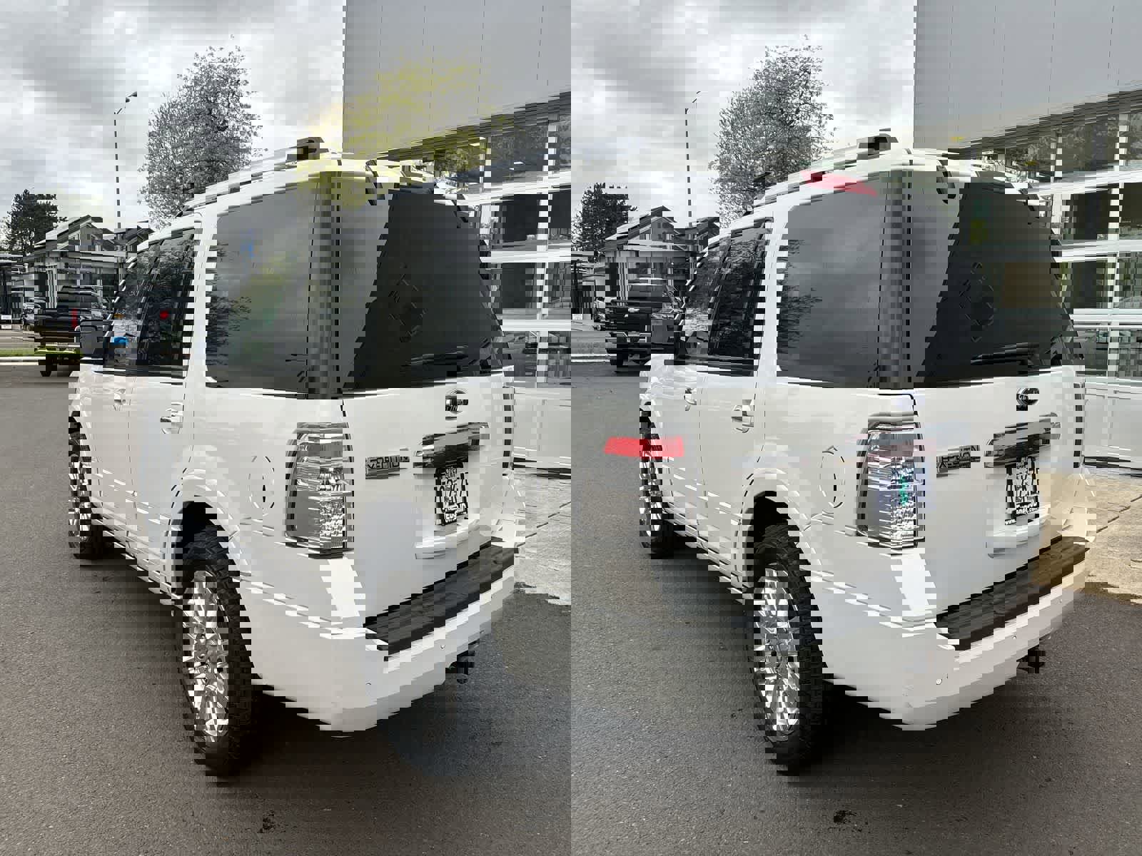 Used 2013 Ford Expedition Limited AWD/4WD image 3