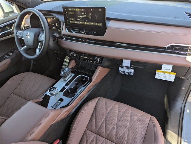New 2025 Mitsubishi Outlander SEL image 8