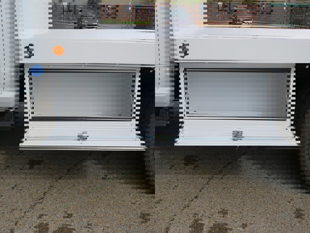 New 2023 RAM 4500 Tradesman image 9