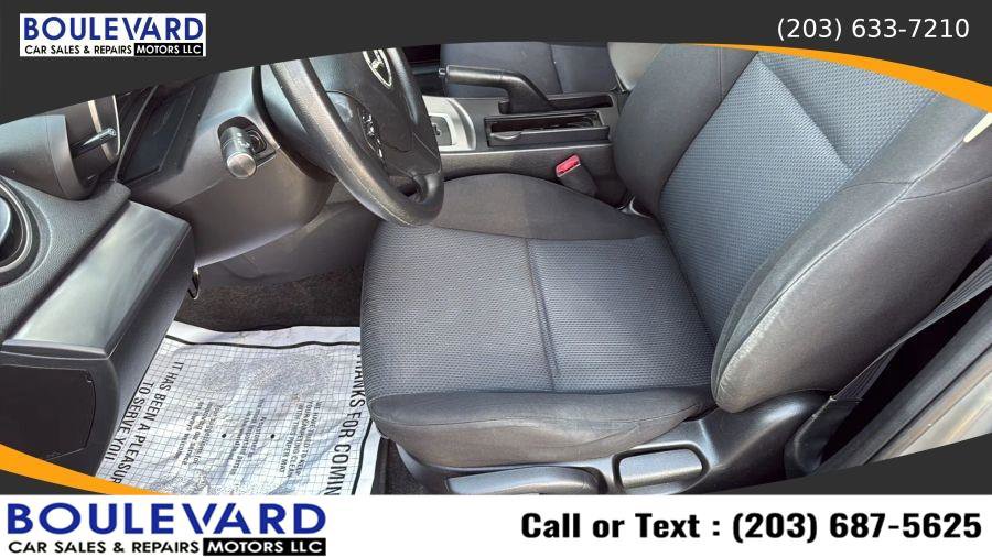 Used 2010 MAZDA MAZDA3 i Sport FWD image 21