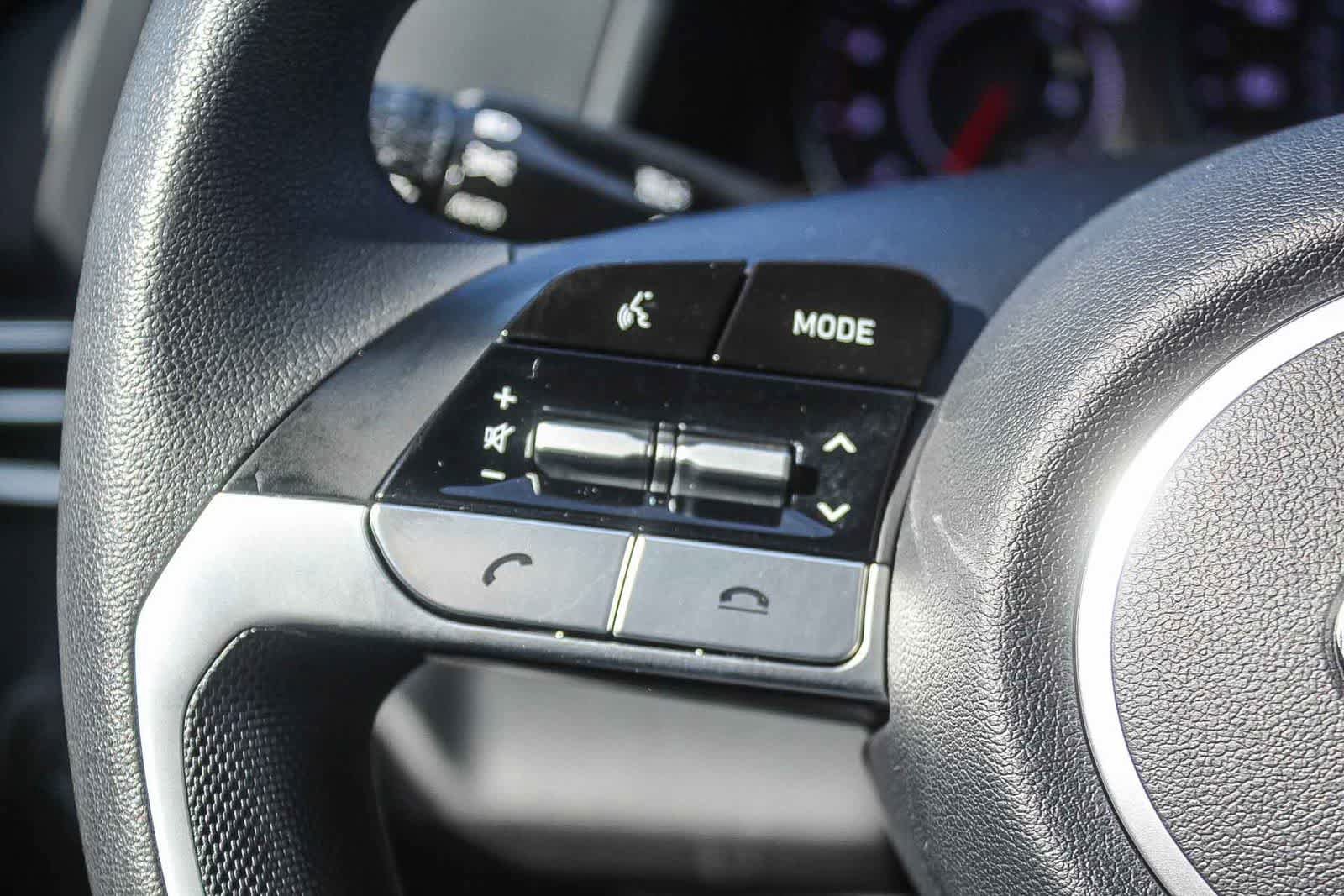 Used 2023 Hyundai Elantra SEL FWD image 31