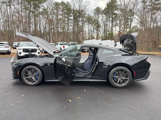 New 2025 Ford Mustang Dark Horse image 25