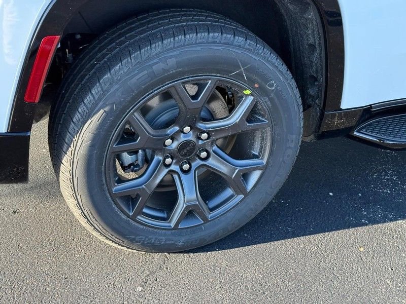 New 2026 Jeep Grand Wagoneer Limited image 4