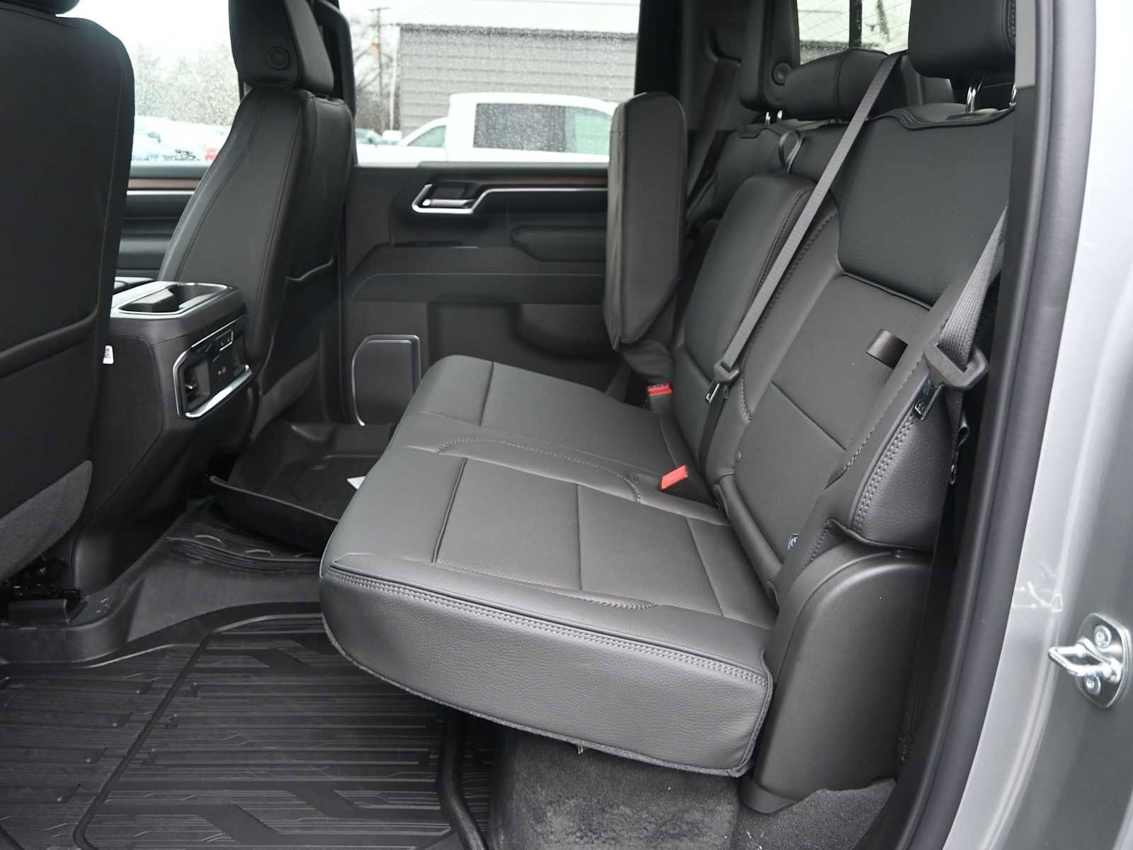 New 2026 GMC Sierra 2500 Denali w/ Denali Reserve Package image 18