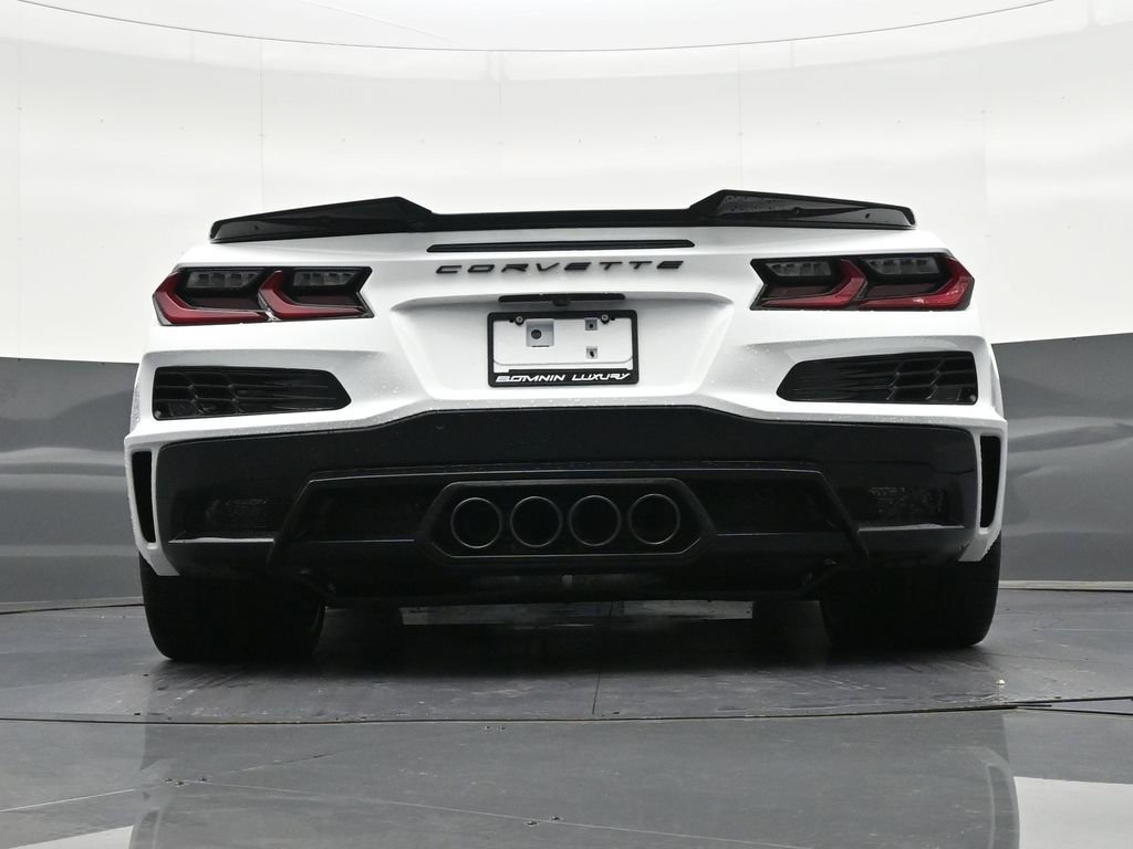Used 2025 Chevrolet Corvette Z06 image 25