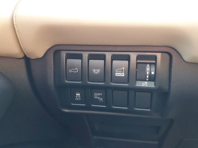 Used 2020 Subaru Ascent Limited w/ Technology Package image 30