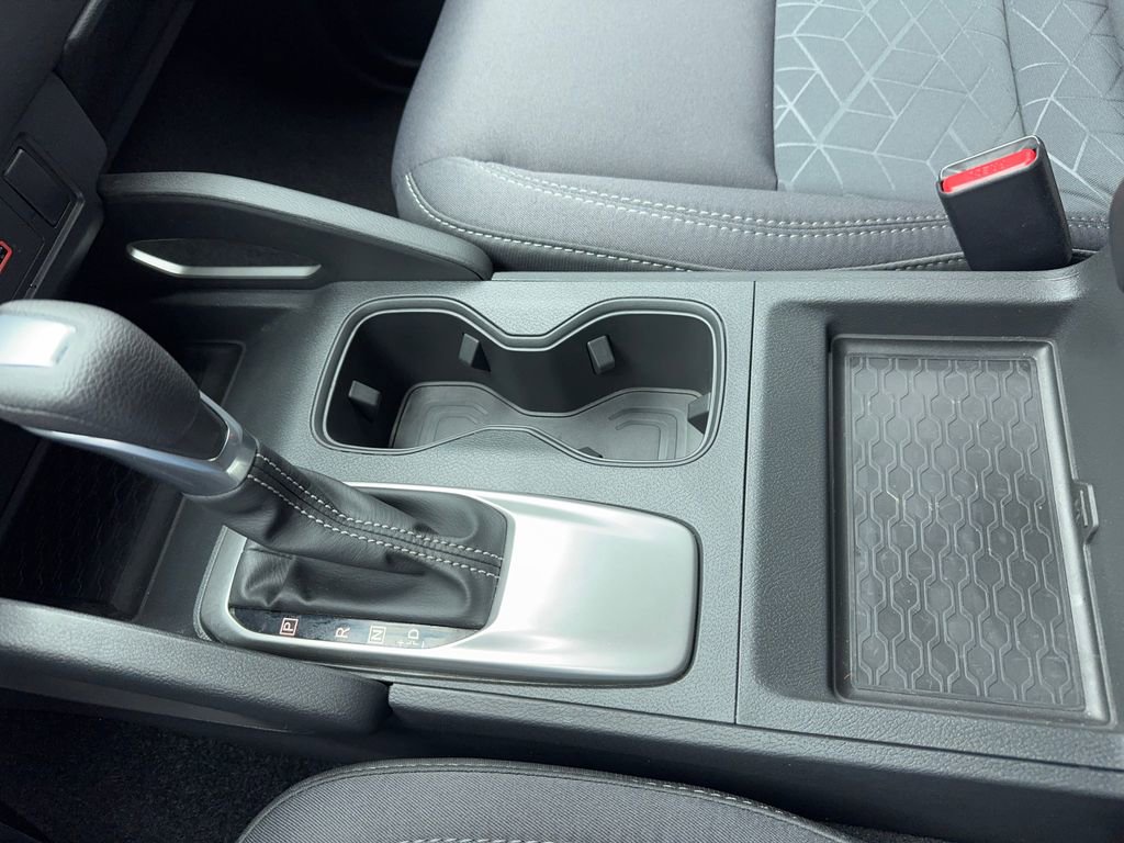 Used 2025 Nissan Frontier SV image 30