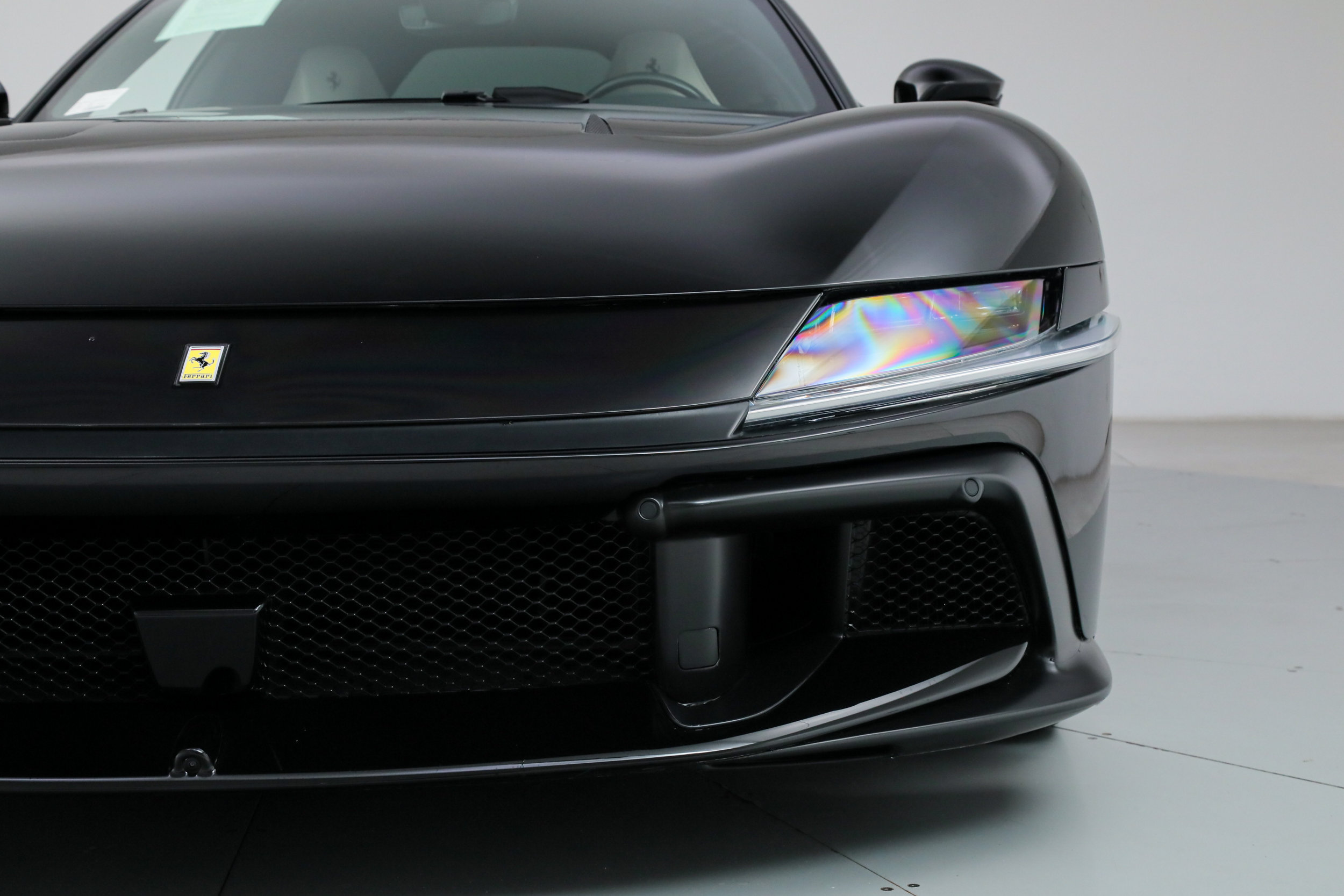 Certified 2025 Ferrari 12Cilindri RWD image 14