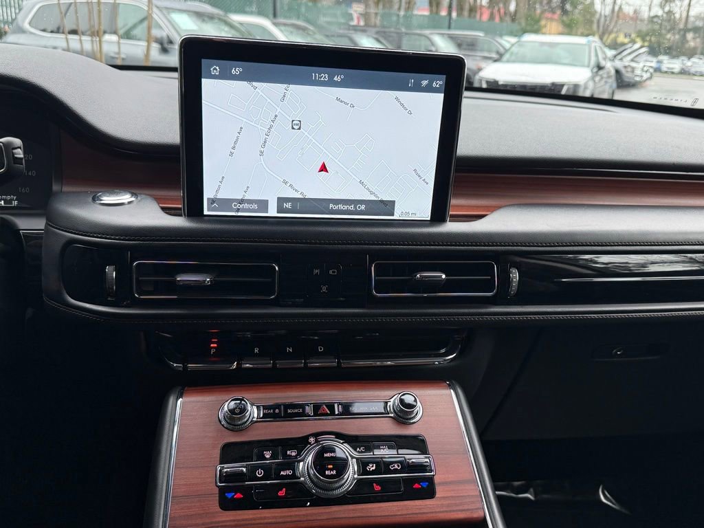 Used 2023 Lincoln Aviator Reserve image 35