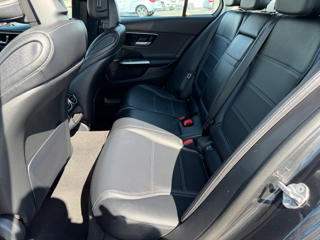 Used 2023 Mercedes-Benz C 300 Sedan image 28